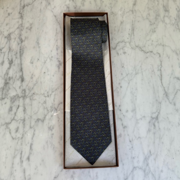 Designer tie - Picture 5 of 5